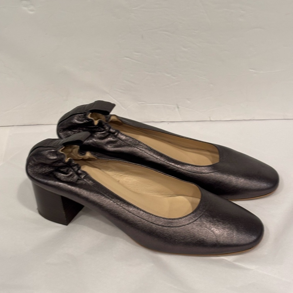 Everlane The Day Heel in Silver Leather Women’s Shoes Size 9.5 Made in Italy